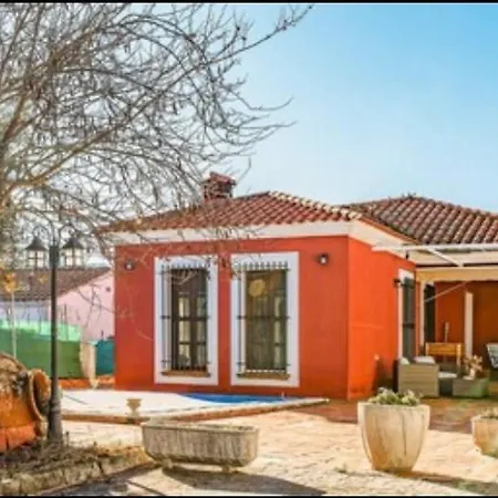 Casa Situada En Un Entorno Natural La Serena 펜션 *