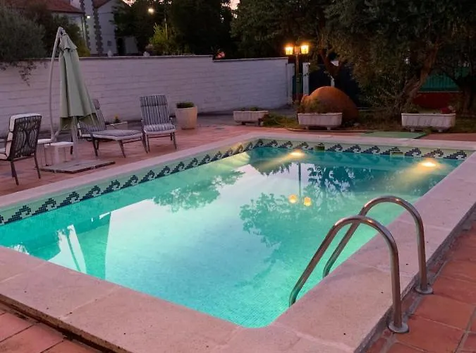 Casa Situada En Un Entorno Natural La Serena * Trujillo