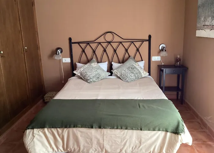 Casa Situada En Un Entorno Natural La Serena * Trujillo