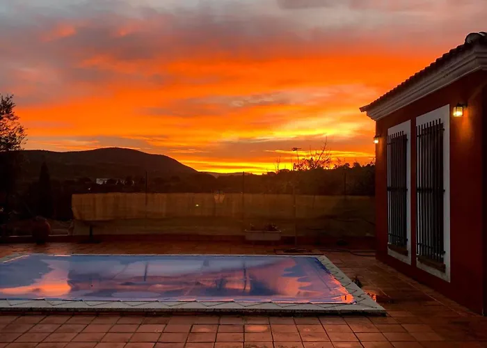 Casa Situada En Un Entorno Natural La Serena * Trujillo